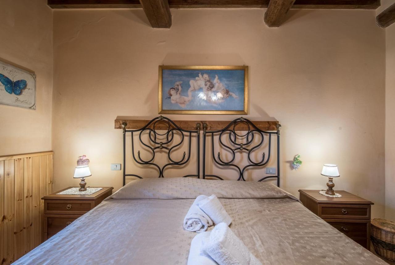 Poggio Primo - Bilocale Cavaliere Villa กาสติลิออน ฟิบอคคี ภายนอก รูปภาพ